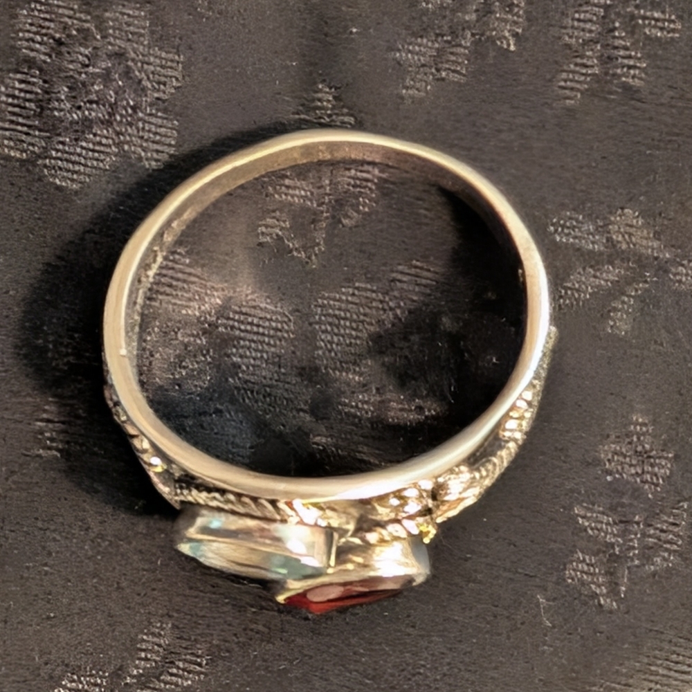 🆕 Genuine Blue Topaz Ring Garnet Ring Solid Sterling Silver Ring Size 9 - Picture 4 of 7